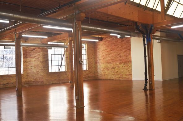 1550 W Carroll Ave, Chicago, IL 60607